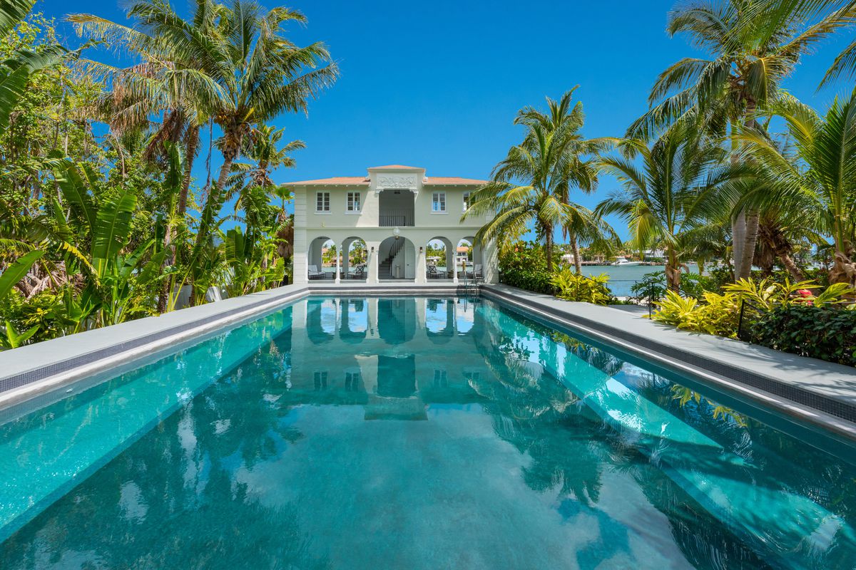 Live life on the Edge in the former Miami Beach Mansion owned by Al Capone