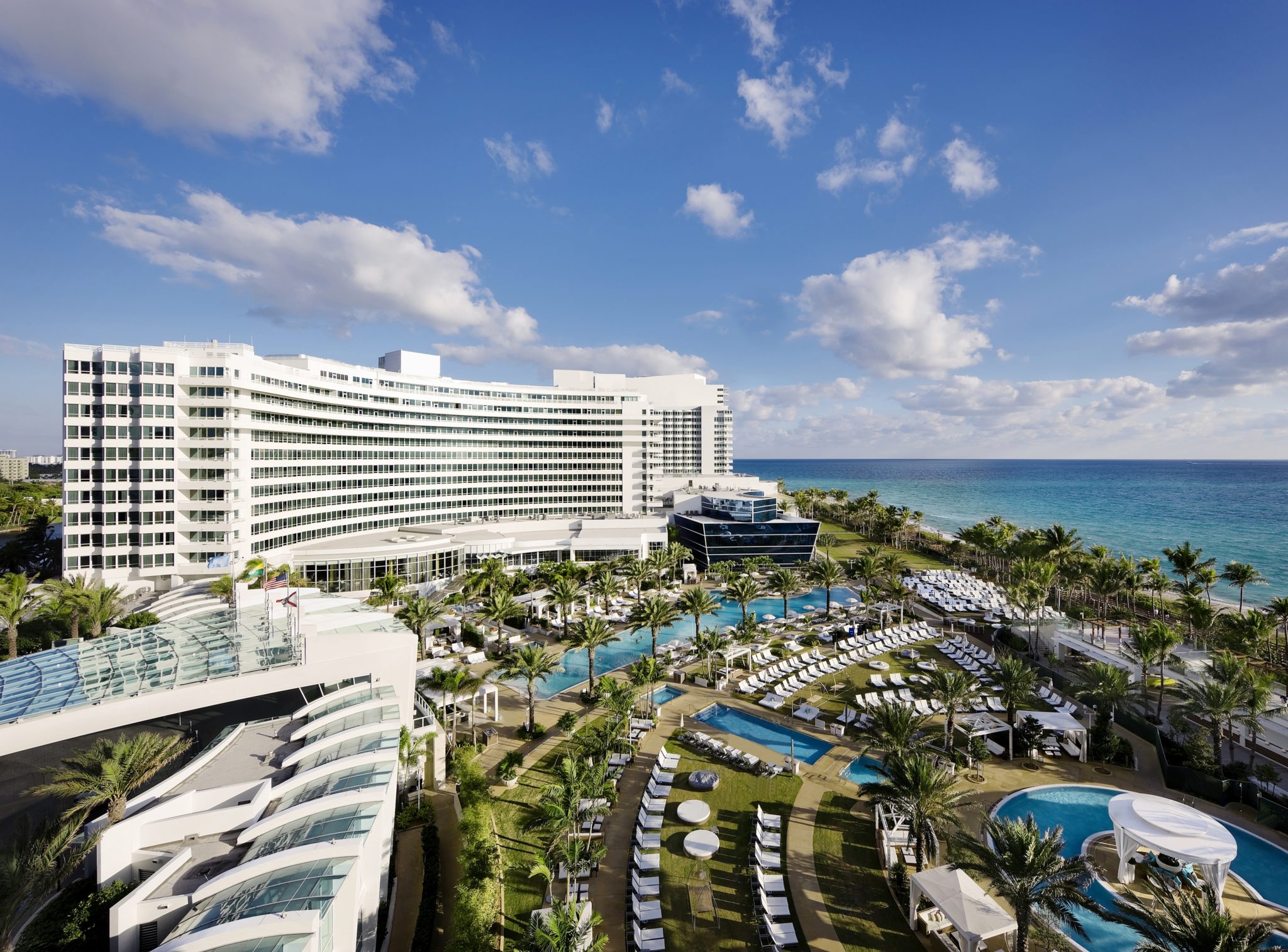 Fontainebleau Miami Beach Plans Big Expansion, Connected By Bridge