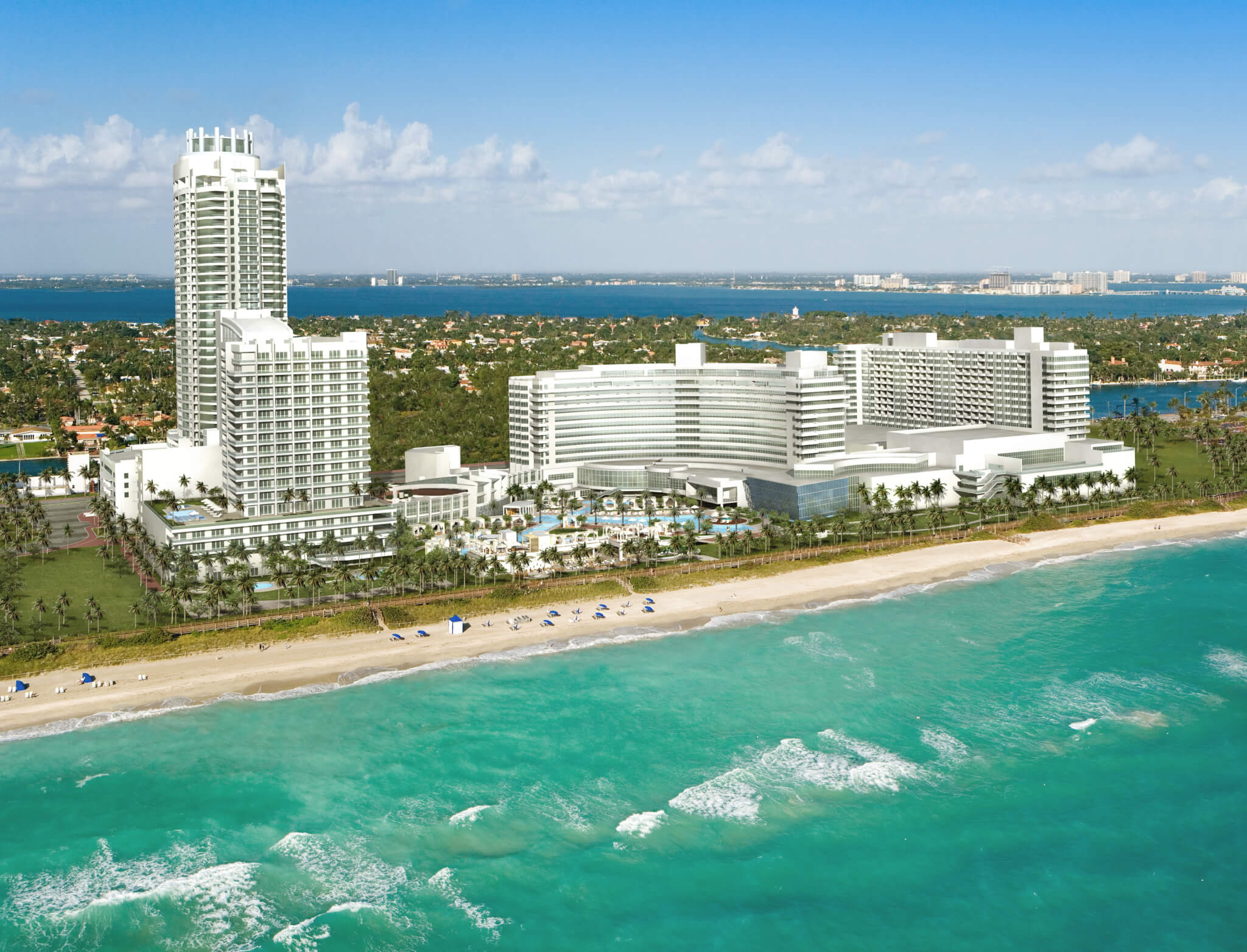 Jeffrey Soffer secures $1.2B refi of Fontainebleau Miami Beach